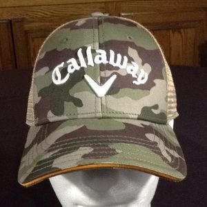 Callaway golf hat green camouflage  snap back.NWT.